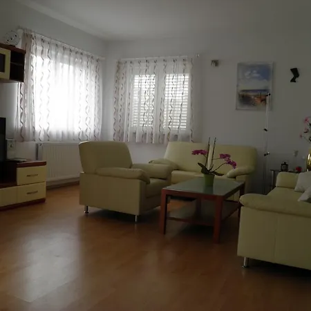 Apartmani Galeb Put Grande 25 * Biograd Na Moru
