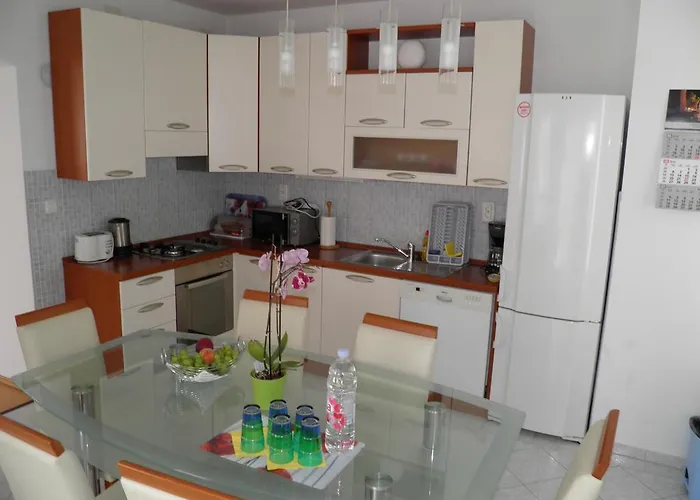 Апартаменты Galeb Биоград-на-Мору